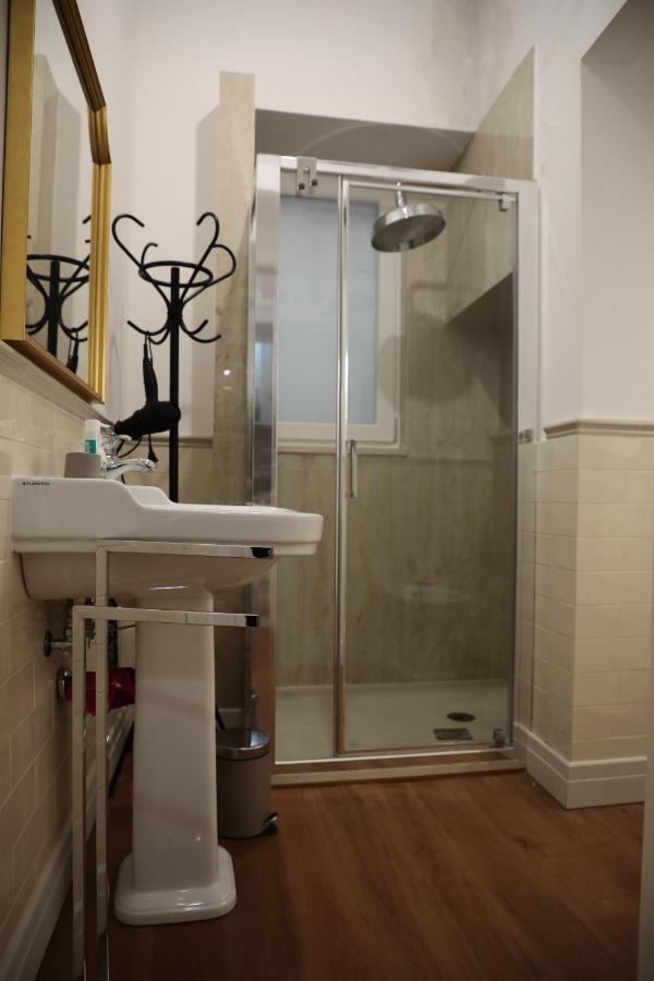 Maison Nicole - Salerno Apartment Bagian luar foto
